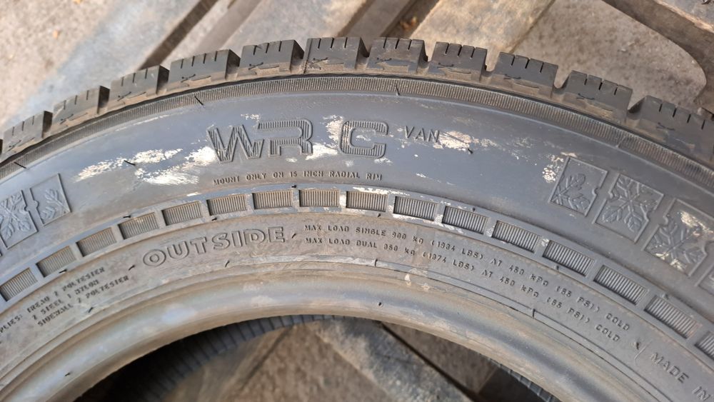 1бр. Нова 195/70/15C Nokian, Бусова