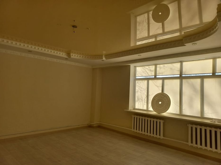 4 бөлмелі пәтер сатылады