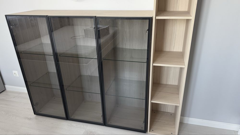 Витрина, шкаф, тумба под телевизор мебель IKEA