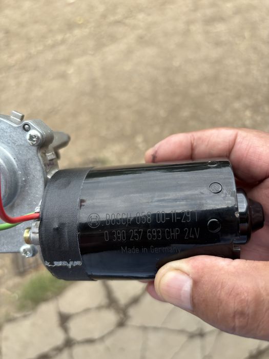 Motoras electrir