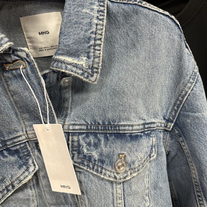 MANGO уникално дамско късо дънково яке