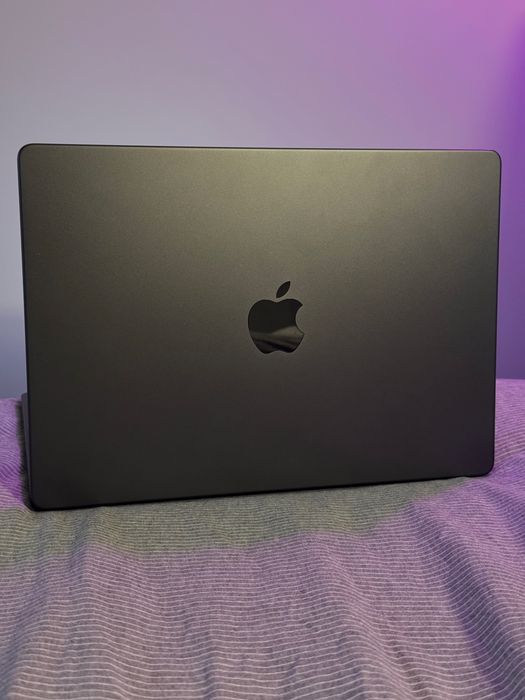 Macbook 14 inch M3 Pro