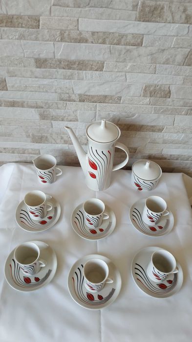 Чисто нов сервиз за кафе - 17 части  - Фаб. Дянко Стефанов (ДИАМАНТ)