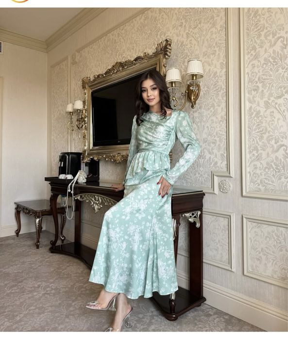 Продам вечернее платье в идеальном состоянии