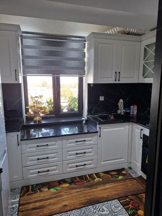 Срочно квартира сотилади!!!