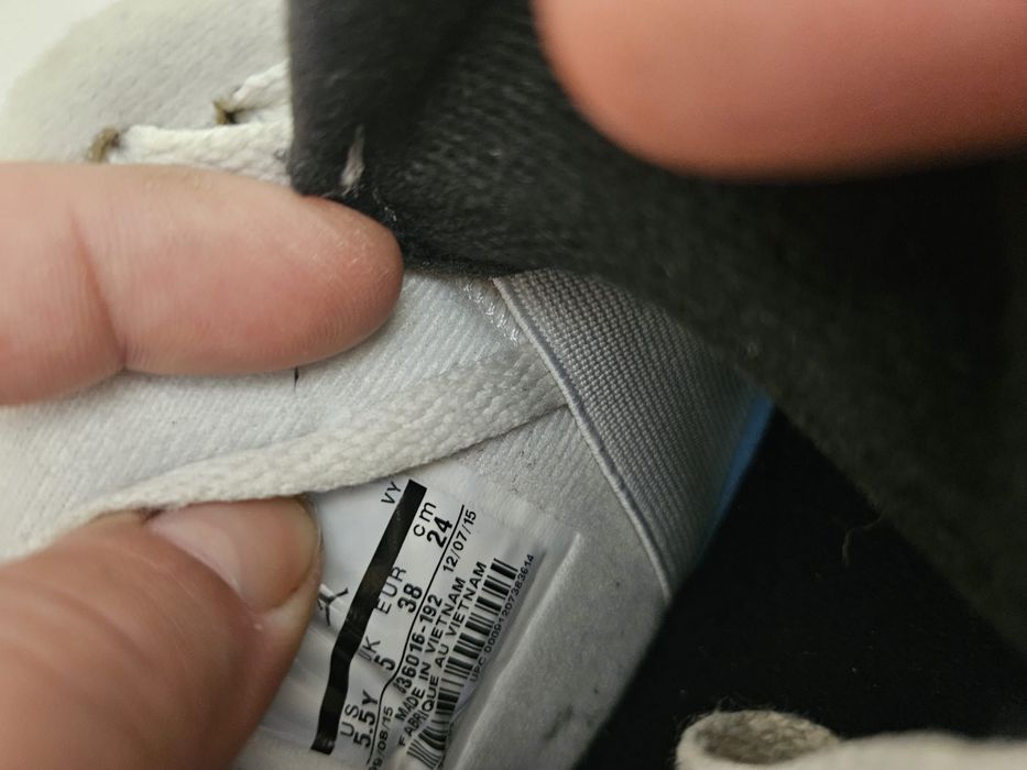 Adidasi jordan marime 38