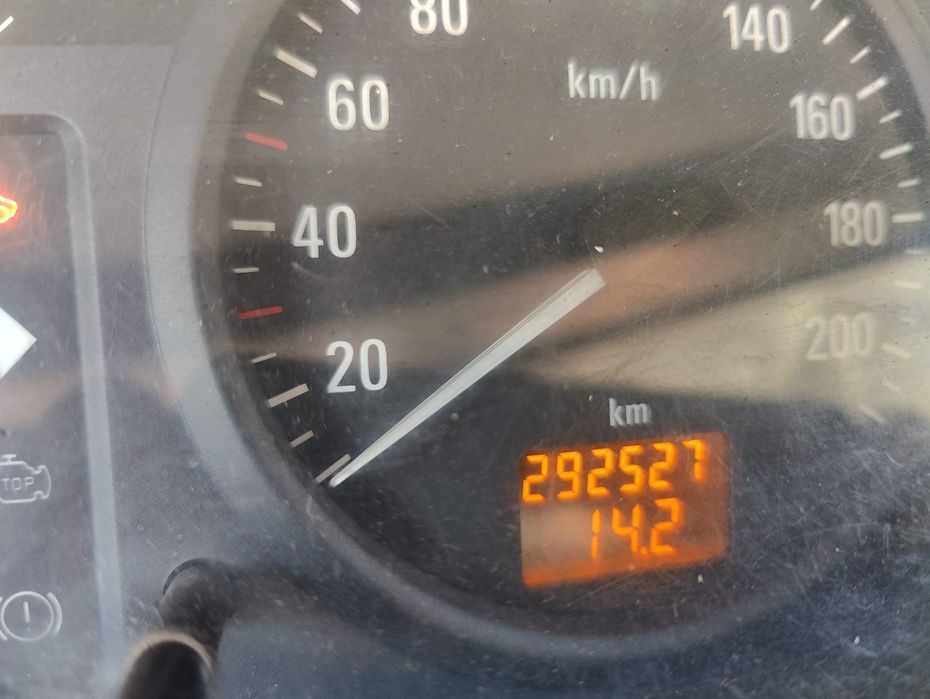 Opel Vivaro 2.5cdti