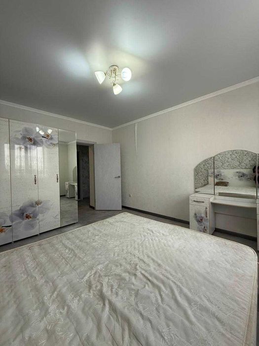 Продается полноценная 2 комн кв Осипенко,1к3