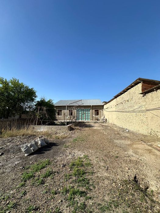 Бухоро шахрида 8 сотихли ховли тез ва арзон сотилади