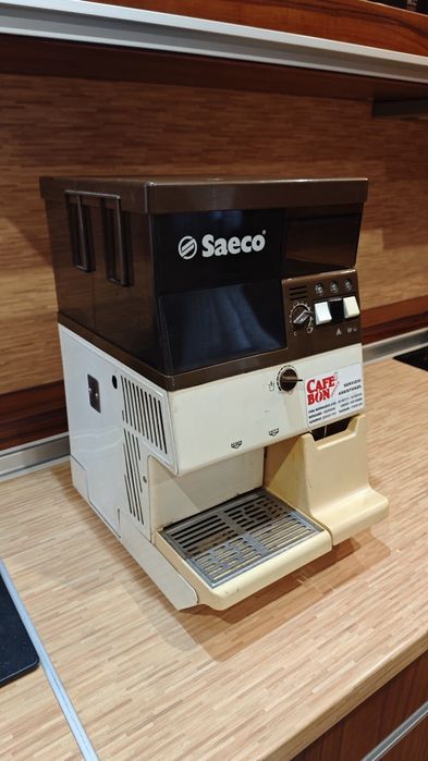Кафе автомат Saeco