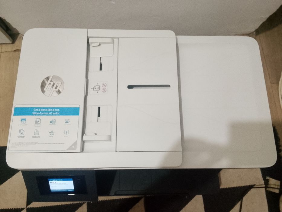 Офисный плинтер Hp