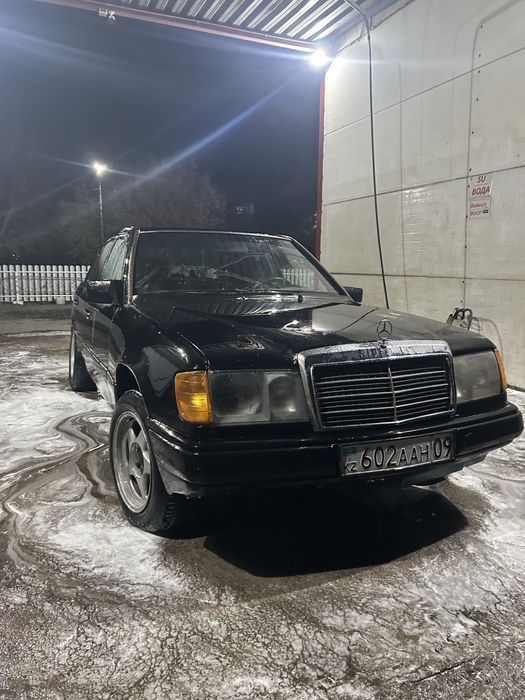Мерседес w124 e200