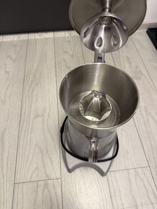 Storcator profesional Citrice cu manerMetro Profesional 230/980PRM