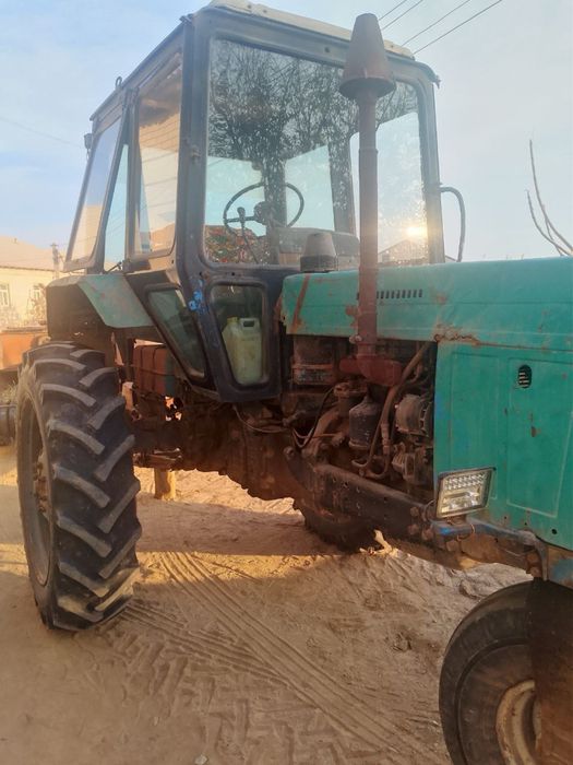 Трактор плуг ва пресподборщик сотилади
