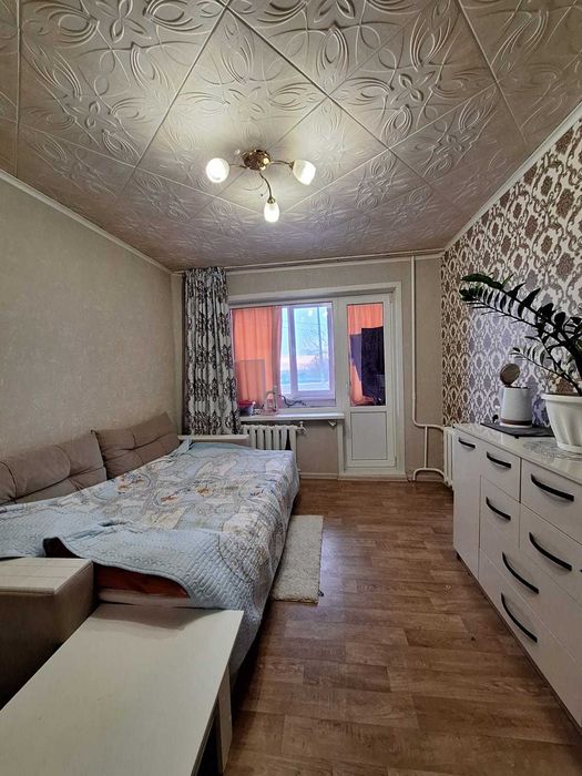 3х ком квартира 1 этаж 20 мкр