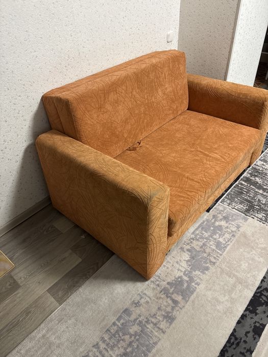 Продам диван б/у