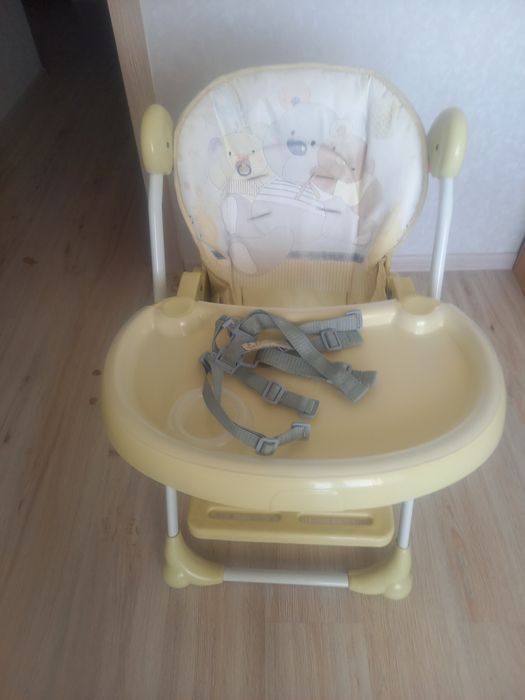 Стульчик для кормления