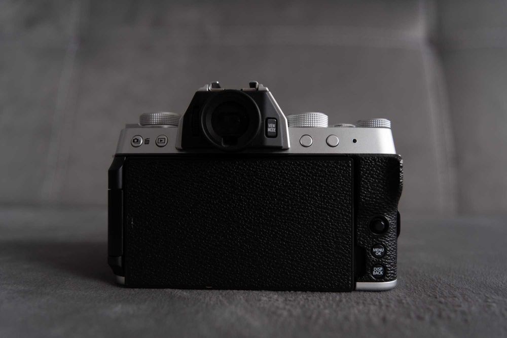 Fujifilm X-T200 + XC 15-45mm f/3.5-5.6 OIS PZ + accesorii