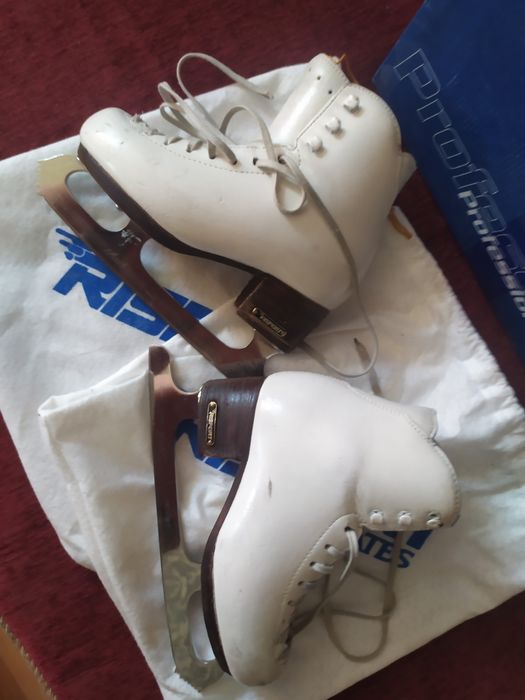 Фигурные коньки Профессиональные