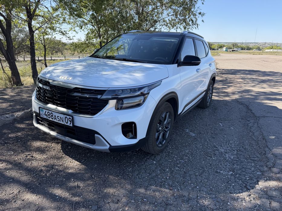 Кия Селтос новая автомашина