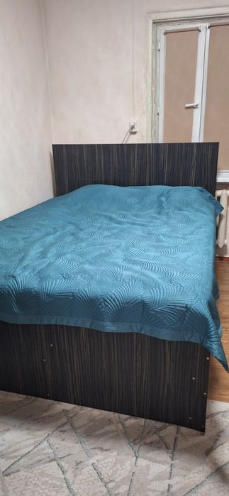 Продам 2х спальную кровать