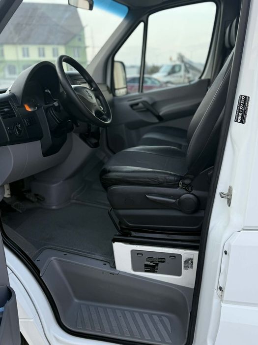 Mercedez sprinter 518 519 516 515 416 iveco 35c15 35c18 50c15 50c18