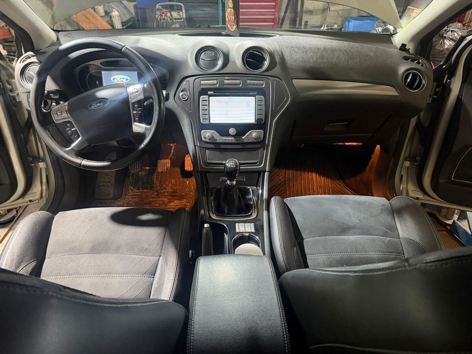 Vand ford mandeo 2009 sau schimb + dif