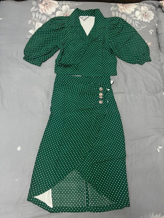 Платье шикарное для дам