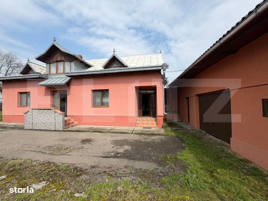 Casa 5 camere, 21 ari teren, zona Darmanesti