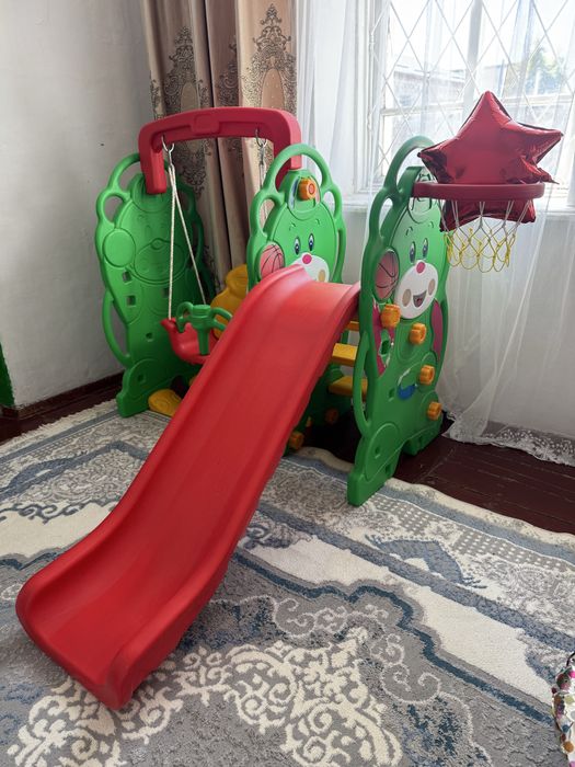 Горка с качелей детский