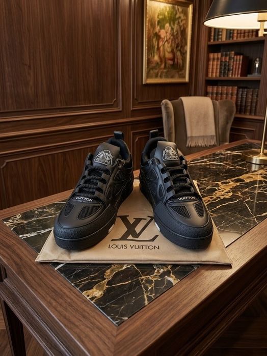 LV Trainer Black