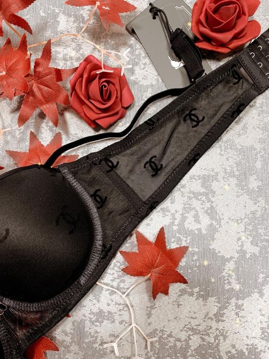 Новые бюстгальтеры пуш-ап