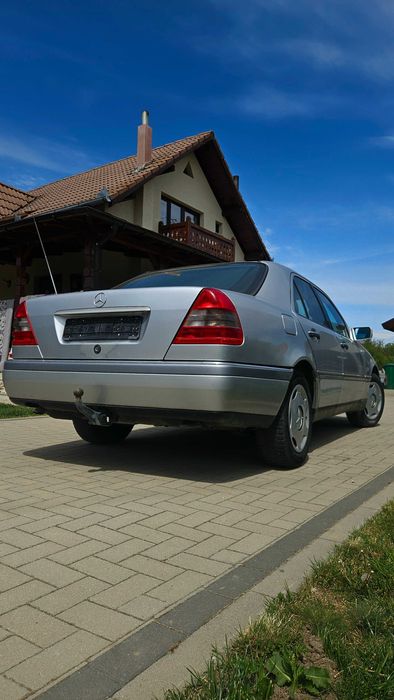 Mercedes-Benz W202 (Clasa C).