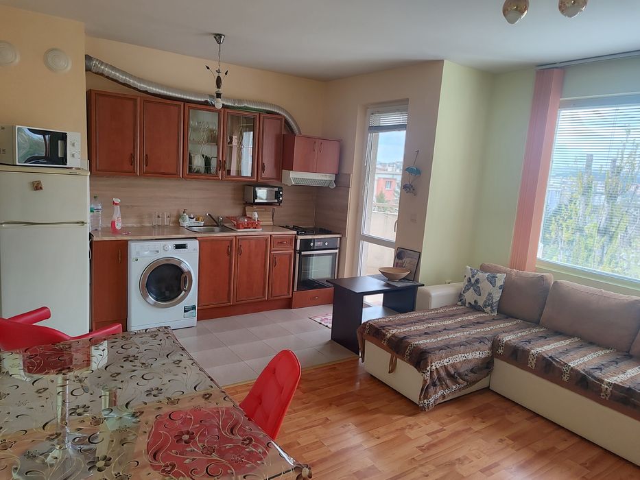 Нощувка в двустаен апартамент