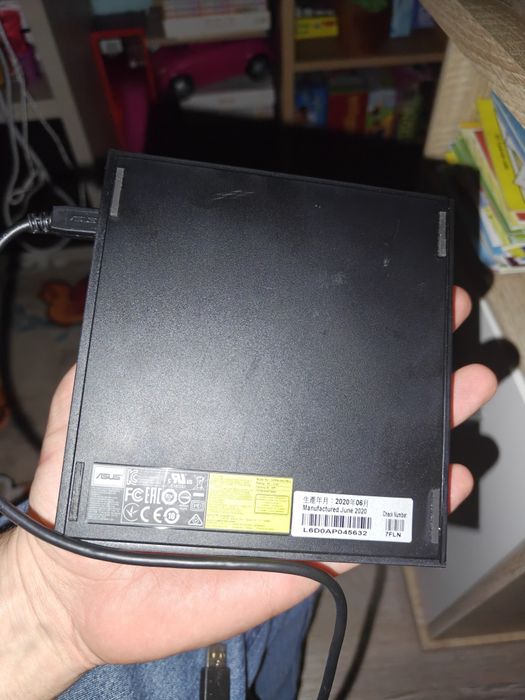 Оптично устройство ASUS ZenDrive U7M, външно, USB, четене/записване