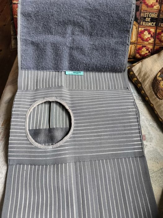 ортопедичен колан  L вносна имобилизираща шина с градуси за коляно