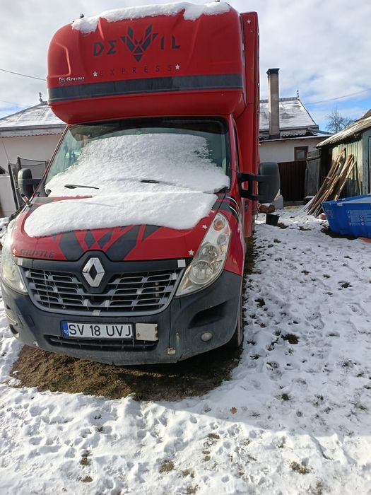 Vând Renault master