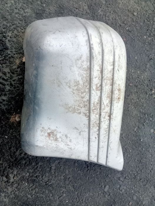 Паджеро 2 клык переднего бампера правый