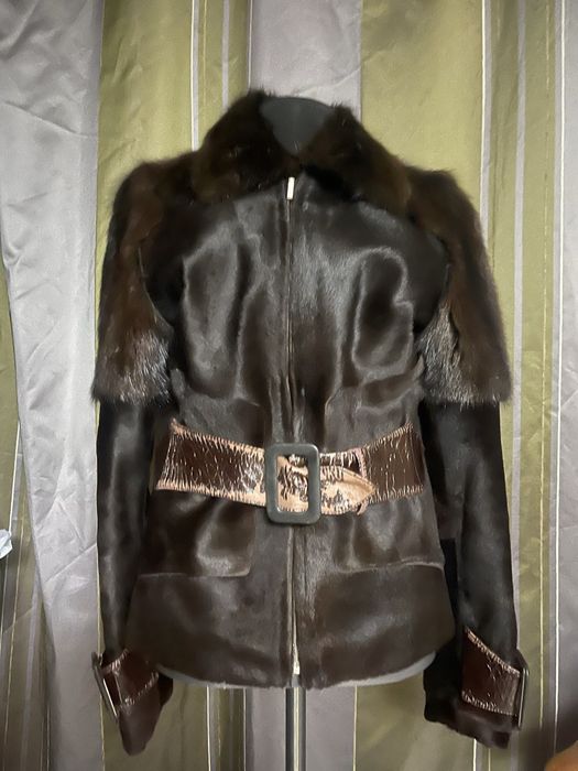 Продам верхнюю одежду