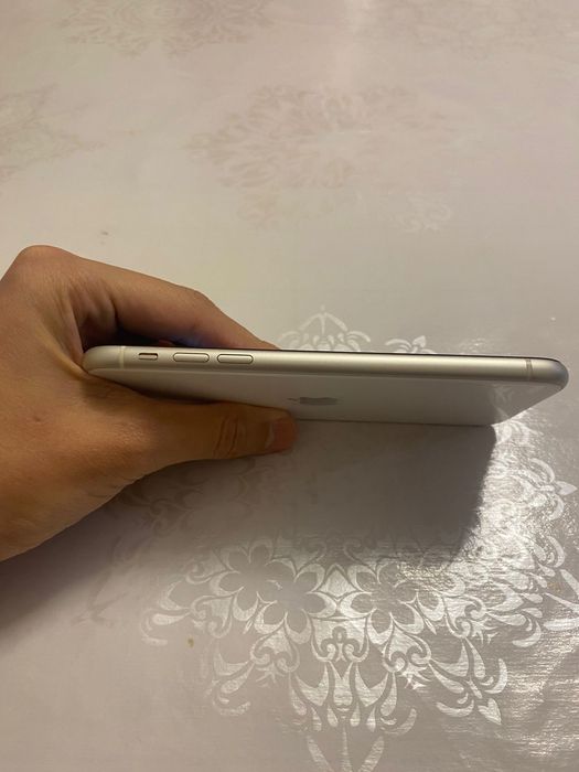 Айфон 11 не про, про мах