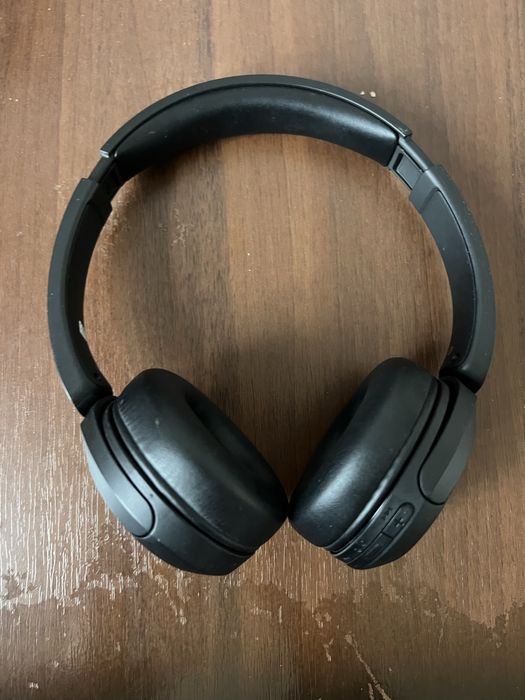 Наушники Sony WH-CH620 черный