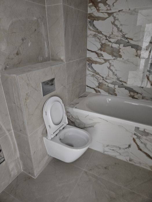 Apartament două camere de vinzare