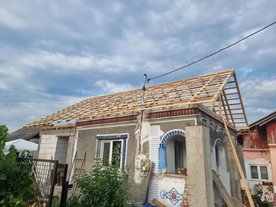 Montaj sisteme acoperisuri si reparatii de orice tip la acoperisul dum