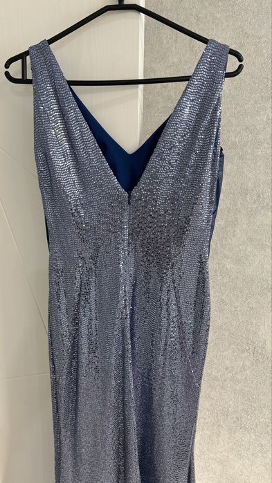 Шикарное вечернее платье