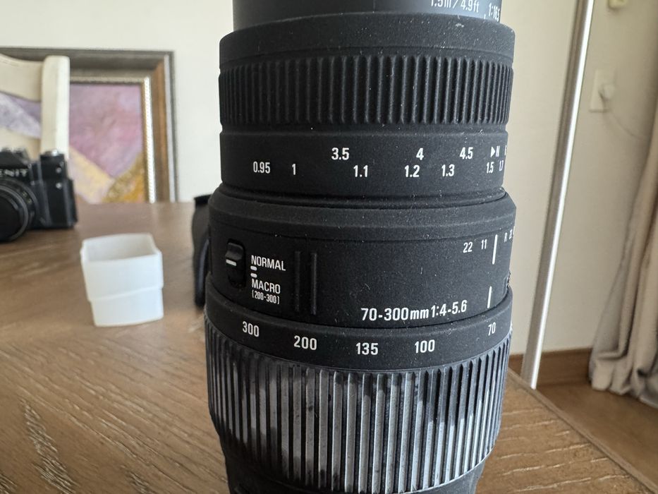 Canon 1000D фотоаппарат