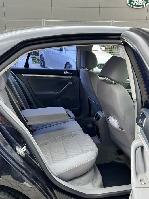 Volkswagen Jetta 2.0 Benzină + GPL | 150 CP | 6 Trepte | Euro 4