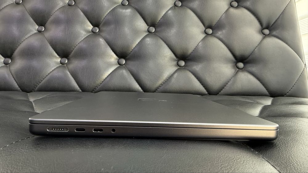 Apple Macbook Pro M4 Pro  2024 в идеальном состонии
