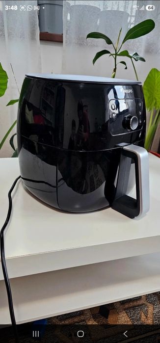 Air Fryer / Friteuze cu aer cald