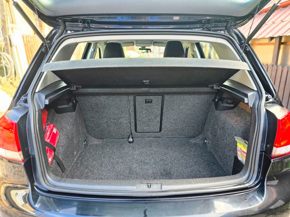 Vw Golf Automat 2010 benzina Euro5 dotat ,NAVI,PADELE,stare impecabila