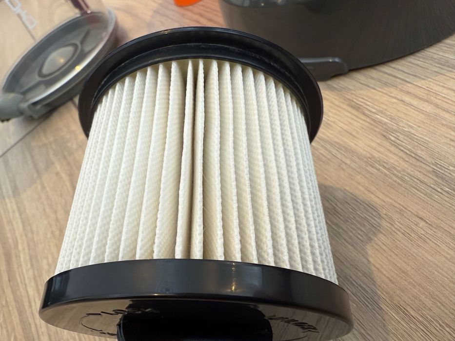 Aspirator fara sac Star-Light ACTY-718G, 1.8 l, 700 W, Filtru HEPA